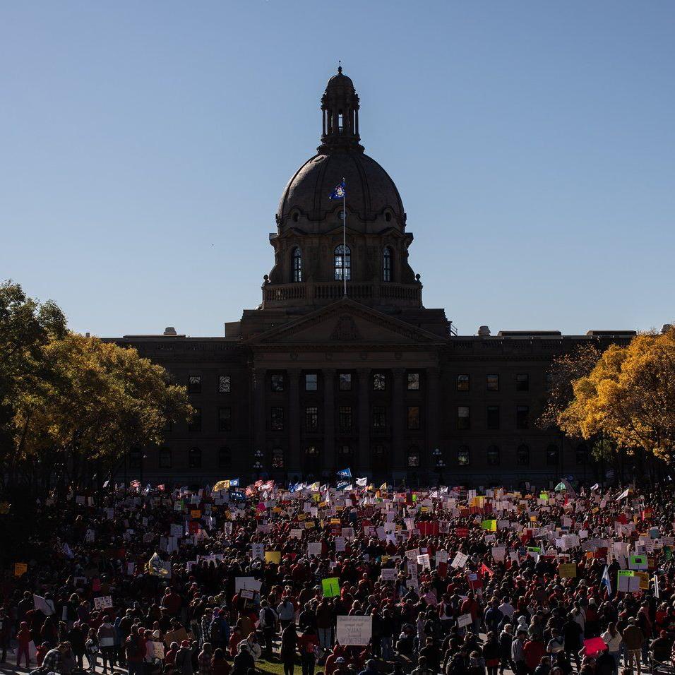 In the news today: Alberta set to order end to mass teachers strike